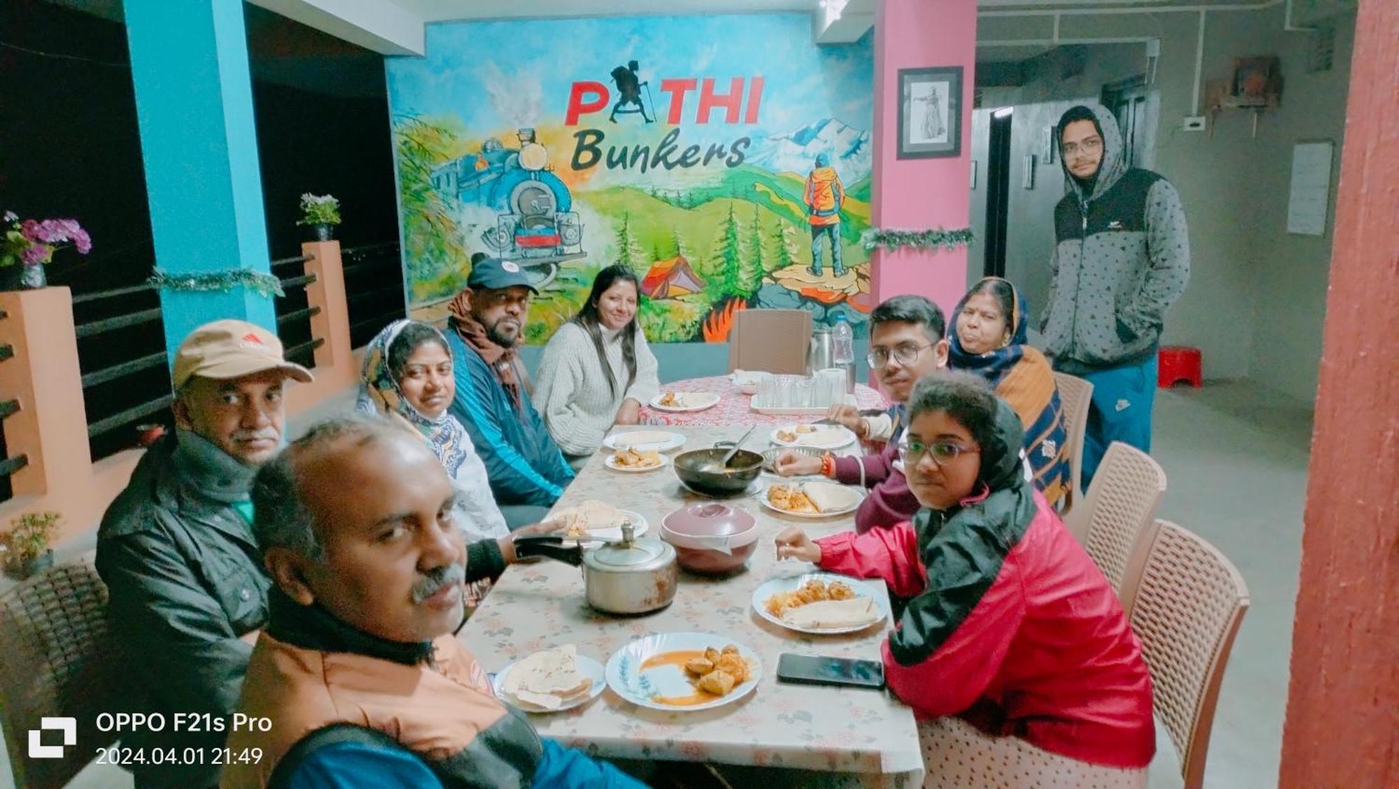 הוסטל דרג'ילינג Pathi Bunkers מראה חיצוני תמונה